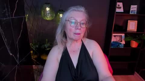 Snapshot of natalicloud chatting on 07/05/26, 01:18 NataliCloud online show from 07/05/26, 01:18