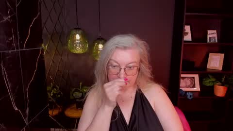 Snapshot of natalicloud chatting on 07/07/26, 01:48 NataliCloud online show from 07/07/26, 01:48