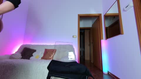 Natalie online show from 01/10/25, 06:17