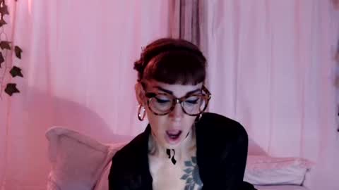 Natalie Six online show from 02/01/26, 05:17