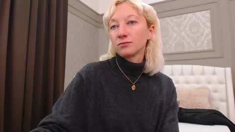 Snapshot of natalie_bitton chatting on 02/04/26, 08:09 Natalie online show from 02/04/26, 08:09