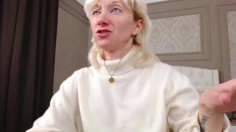 Snapshot of natalie_bitton chatting on 02/09/26, 08:51 Natalie online show from 02/09/26, 08:51