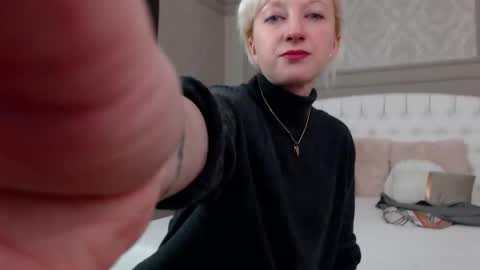 Snapshot of natalie_bitton chatting on 02/13/26, 09:27 Natalie online show from 02/13/26, 09:27