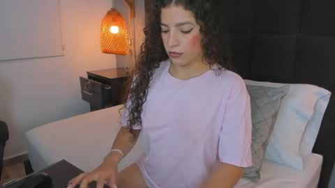 Snapshot of natalie_esmith chatting on 05/12/26, 11:51 N A T A L I E online show from 05/12/26, 11:51