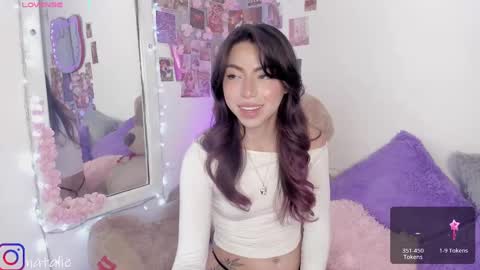 Snapshot of natalie_jaensen chatting on 09/10/25, 10:10 online show from 09/10/25, 10:10