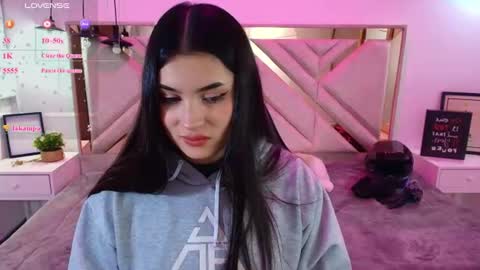 natalie  online show from 06/13/26, 08:29