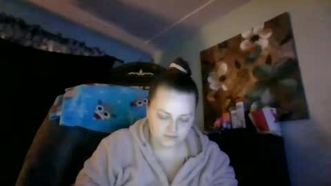 Snapshot of nataliedays chatting on 12/01/24, 10:10 Natalie online show from 12/01/24, 10:10