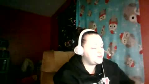 Snapshot of nataliedays chatting on 12/27/24, 10:37 Natalie online show from 12/27/24, 10:37