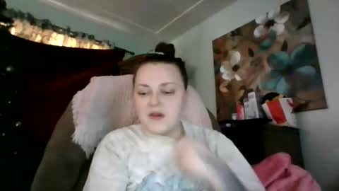 Snapshot of nataliedays chatting on 01/14/25, 09:20 Natalie online show from 01/14/25, 09:20