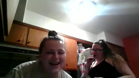 Snapshot of nataliedays chatting on 01/15/25, 07:48 Natalie online show from 01/15/25, 07:48