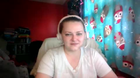 Snapshot of nataliedays chatting on 02/14/25, 04:09 Natalie online show from 02/14/25, 04:09