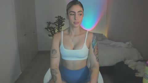 anatalybee online show from 03/22/26, 01:20