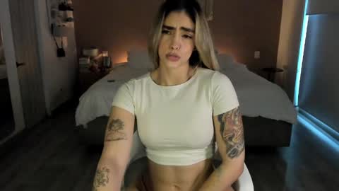 anatalybee online show from 05/02/26, 10:15