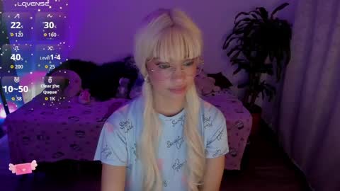 MissNatis online show from 04/08/26, 02:22