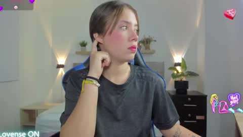 Nataly online show from 02/15/26, 01:57