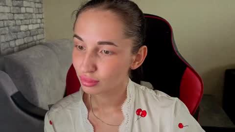 Nataly online show from 04/10/26, 07:13