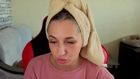 Nataly online show from 05/02/26, 07:57