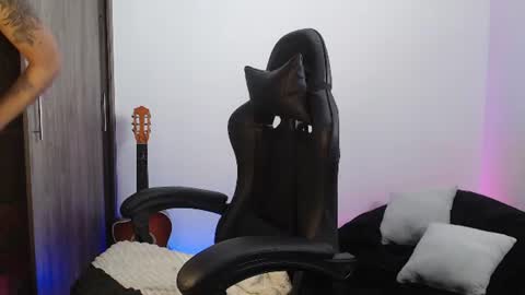 Snapshot of natalygreww chatting on 06/15/26, 05:59 online show from 06/15/26, 05:59