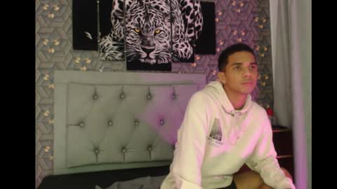 Natan online show from 10/12/25, 05:06