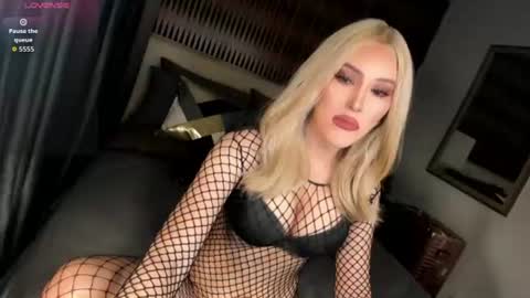 Natasha online show from 07/12/26, 04:03