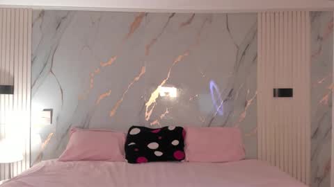 N A T A S H A online show from 11/09/25, 01:48