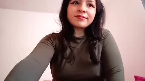 Snapshot of natasha_992750 chatting on 01/07/25, 12:52 Natasha online show from 01/07/25, 12:52