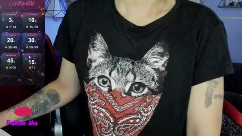 Snapshot of natasha__logan chatting on 10/27/25, 04:05 Natasha online show from 10/27/25, 04:05