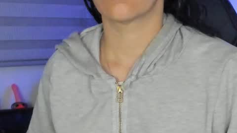 Snapshot of natasha__logan chatting on 12/15/25, 04:06 Natasha online show from 12/15/25, 04:06