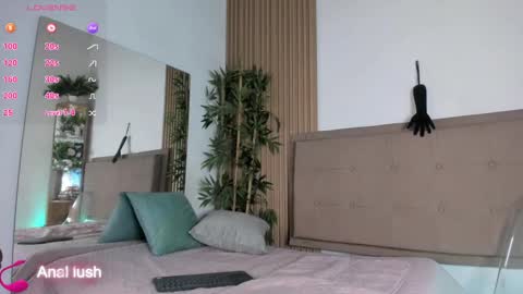 Snapshot of natasha__sccott chatting on 02/19/25, 07:59 Natasha Sccott online show from 02/19/25, 07:59