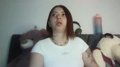 natalia online show from 04/25/26, 07:44