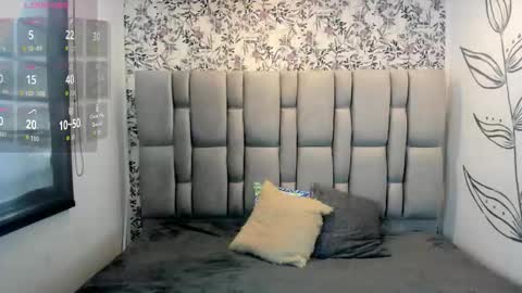 Snapshot of natasha_rose__ chatting on 10/12/25, 12:15 N A T A S H A online show from 10/12/25, 12:15