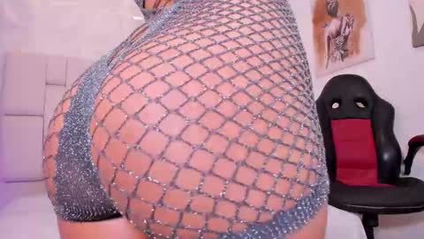 Natasha Smith online show from 03/05/25, 09:05