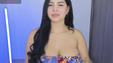 Snapshot of natasha_su chatting on 02/19/26, 05:47 Natalia online show from 02/19/26, 05:47