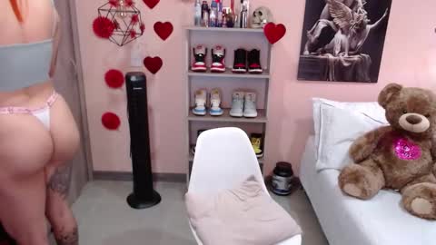 Nat online show from 03/11/25, 03:02