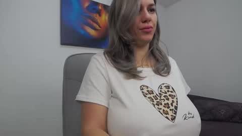 natashaboobs online show from 02/07/25, 06:24