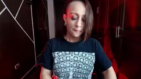 Natasha Mason online show from 02/05/25, 11:44