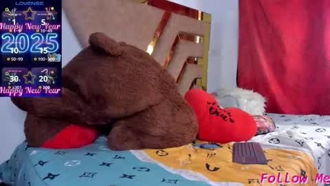 Natasha online show from 11/09/25, 05:33