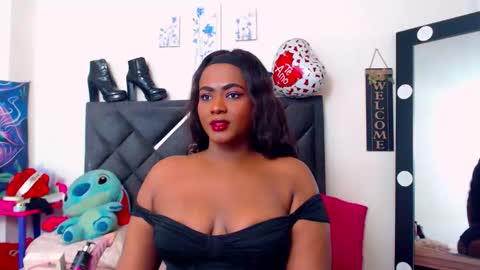 natashasexxy__ online show from 12/17/25, 07:47