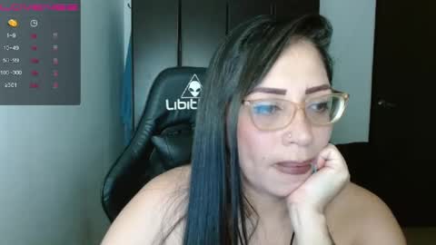 Snapshot of natashasmithe chatting on 01/31/25, 07:39 Natasha Smithe online show from 01/31/25, 07:39