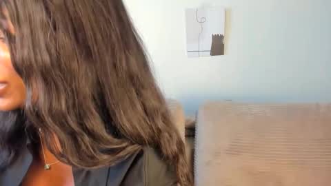 Natassia Dreams online show from 04/19/26, 11:40