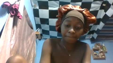 nathalia069 online show from 06/11/26, 08:29