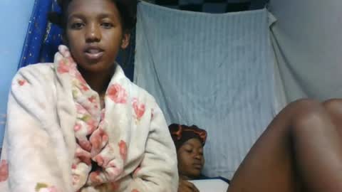 nathalia069 online show from 06/19/26, 02:38