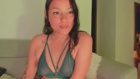 Nataly independent model dont forget to leave your like that will help me grow as a model online show from 11/27/25, 03:30