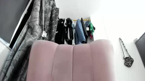     NATHALIA online show from 04/17/26, 02:31