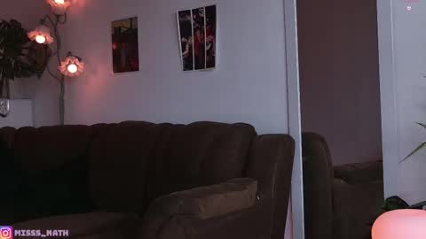 Nathalia  online show from 10/29/25, 10:22