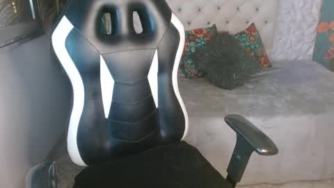 nathaliasweet_1_ online show from 11/19/25, 02:39