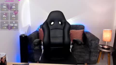 NATHALIE online show from 02/25/25, 07:25