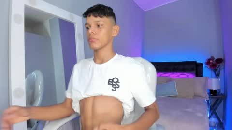 Snapshot of nathalie_moon_ chatting on 04/14/26, 11:38 nathalie_moon_ online show from 04/14/26, 11:38