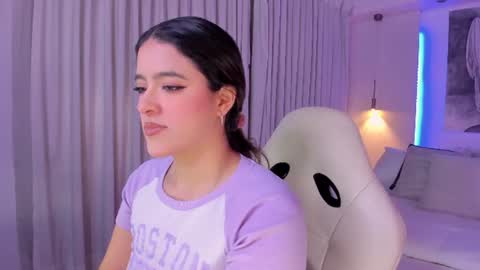 Snapshot of nathalie_rivers chatting on 07/18/26, 11:14 NATHALIE online show from 07/18/26, 11:14