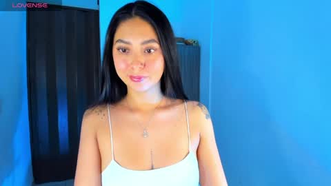 Snapshot of nathalie_rose chatting on 04/16/26, 02:12 Nathalie online show from 04/16/26, 02:12